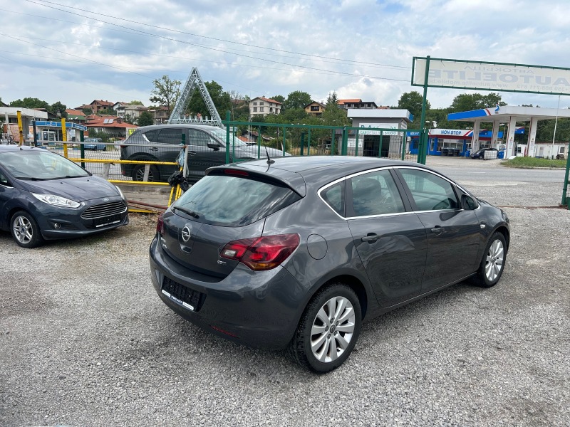 Opel Astra 1.7CDTI EURO5A, снимка 7 - Автомобили и джипове - 46385572