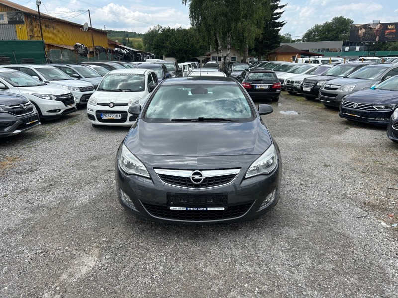 Opel Astra 1.7CDTI EURO5A, снимка 2 - Автомобили и джипове - 46385572