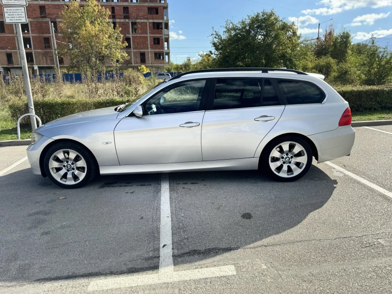 BMW 325 Xi, снимка 3 - Автомобили и джипове - 47500119