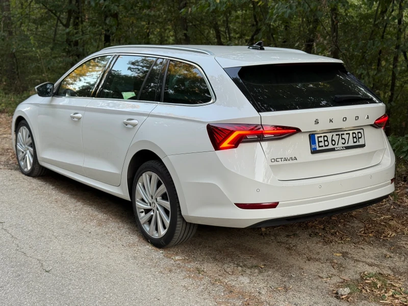 Skoda Octavia MATRIX 2.0TDI DSG, снимка 12 - Автомобили и джипове - 51800145