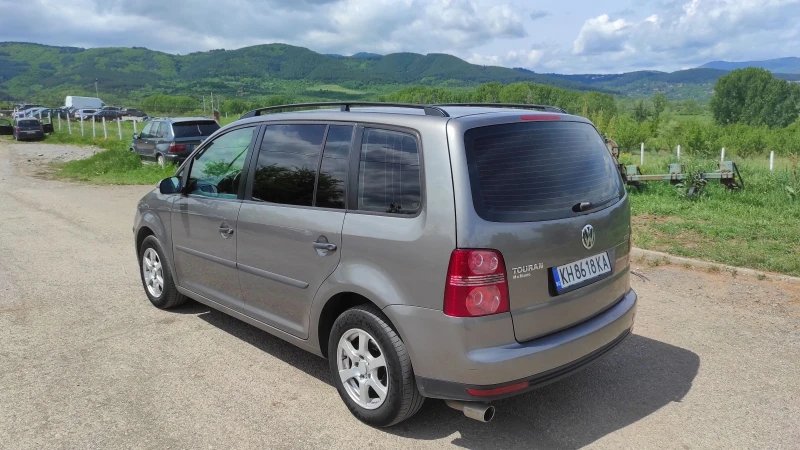VW Touran 2.0 METAN, снимка 7 - Автомобили и джипове - 50304452