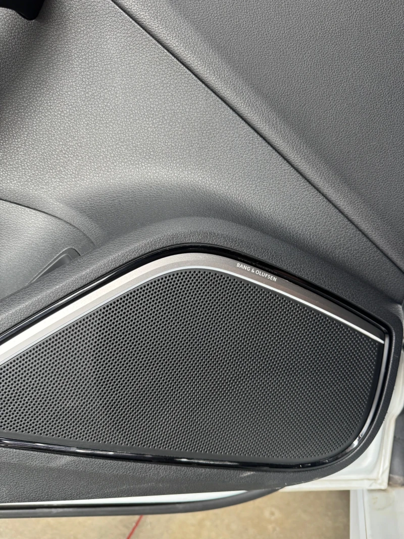 Audi S3 QUATTRO * S LINE * BANG & OLUFSEN * ПАНОРАМА * , снимка 13 - Автомобили и джипове - 51024885