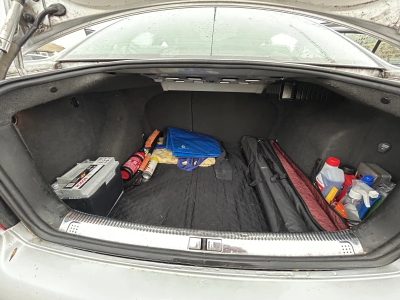 VW Bora 2.0 Бензин Автомат!, снимка 6 - Автомобили и джипове - 52427159