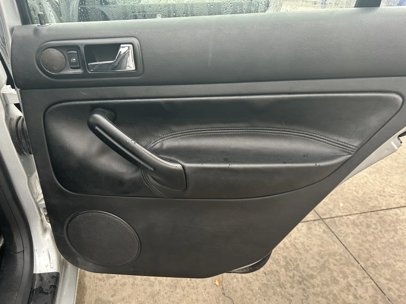 VW Bora 2.0 Бензин Автомат!, снимка 15 - Автомобили и джипове - 52427159