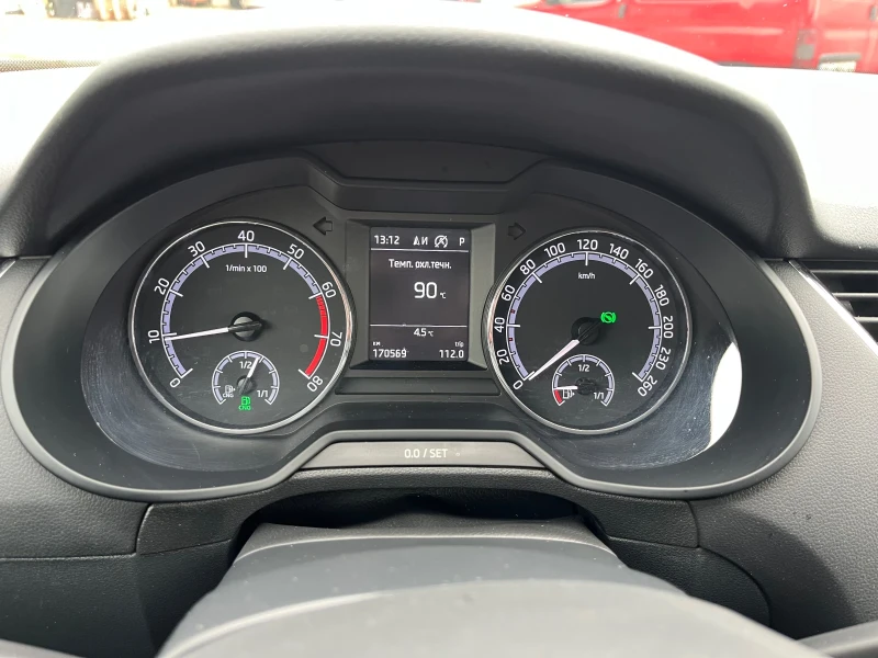 Skoda Octavia 1.4 110ks G-Tec, снимка 10 - Автомобили и джипове - 52592718