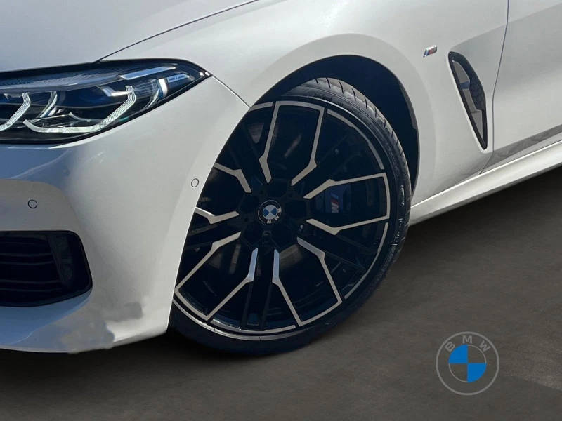 BMW 850 M850i/xDrive/M-SPORT/GRAN COUPE/LASER/H&K/HEAD UP/, снимка 3 - Автомобили и джипове - 52653915