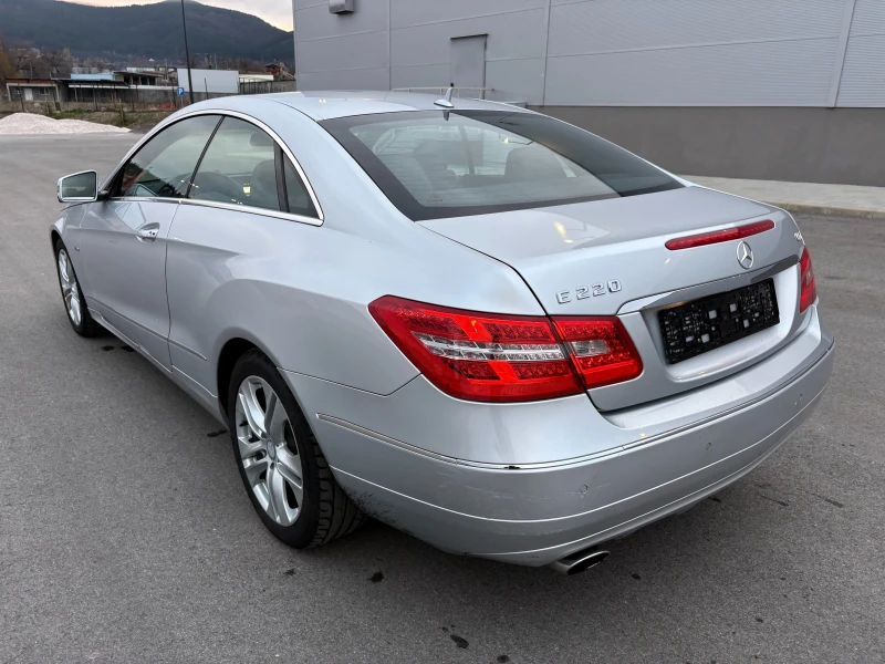 Mercedes-Benz E 220 CDI АВТОМАТИК , снимка 6 - Автомобили и джипове - 52765985