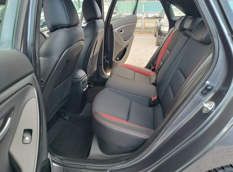 Hyundai I30 1.6 Sport ТОП СЪСТОЯНИЕ , снимка 11 - Автомобили и джипове - 53001238
