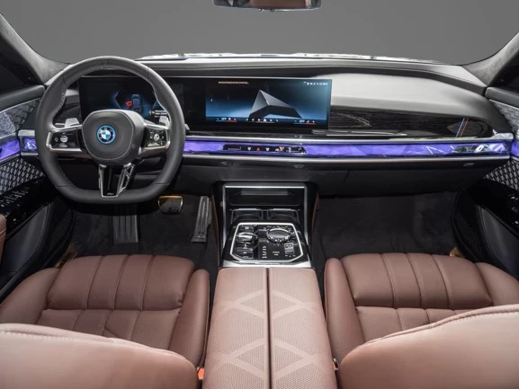 BMW 750 e xDrive M-Sport Pro = NEW = Гаранция - изображение 8