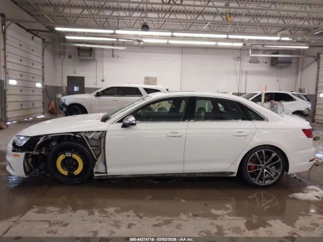 Audi S4 PREMIUM PLUS* Quattro* Камера* Bang&Olufsen* Ambie, снимка 5 - Автомобили и джипове - 53577403