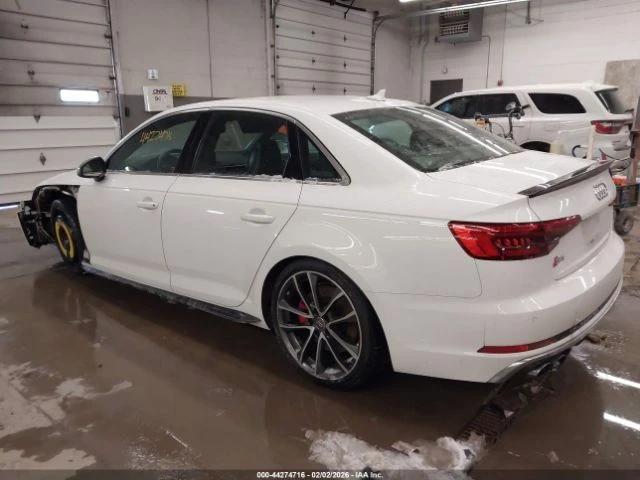 Audi S4 PREMIUM PLUS* Quattro* Камера* Bang&Olufsen* Ambie, снимка 4 - Автомобили и джипове - 53577403
