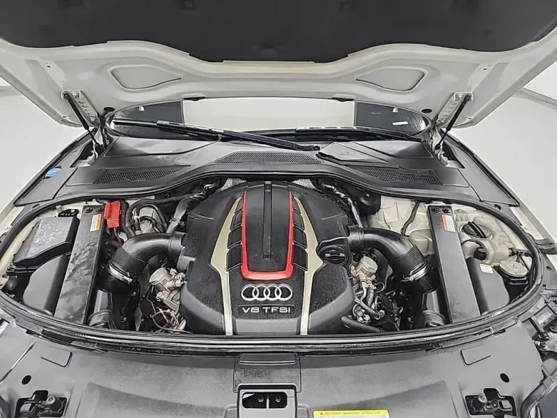 Audi S8 4.0 TFSI Quattro, снимка 5 - Автомобили и джипове - 54203809