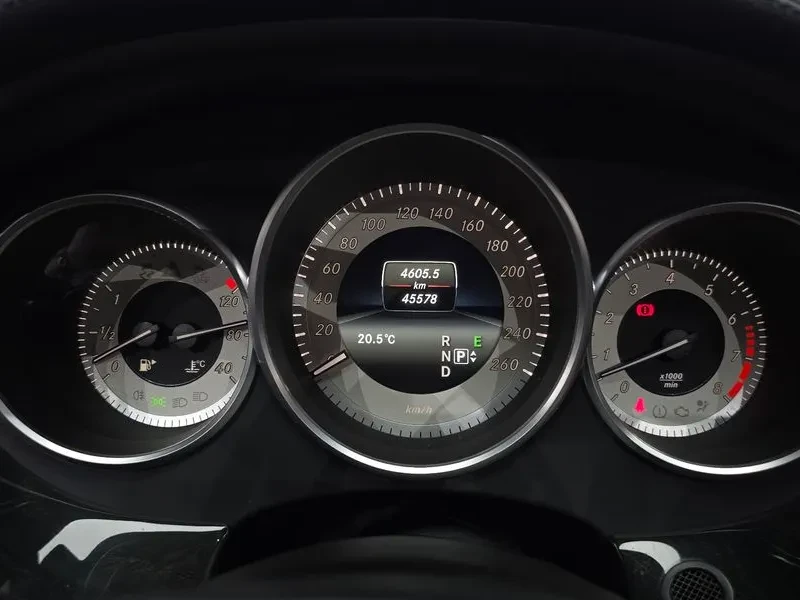 Mercedes-Benz CLS W218 Cls400, снимка 8 - Автомобили и джипове - 54968938