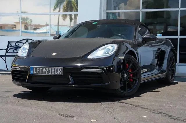 Porsche Boxster 718 S