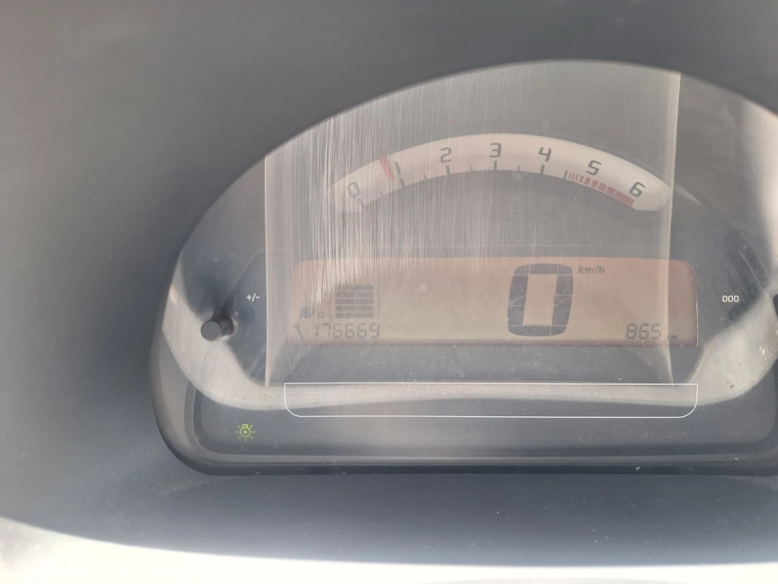 Citroen C3 1.4 HDI - изображение 7