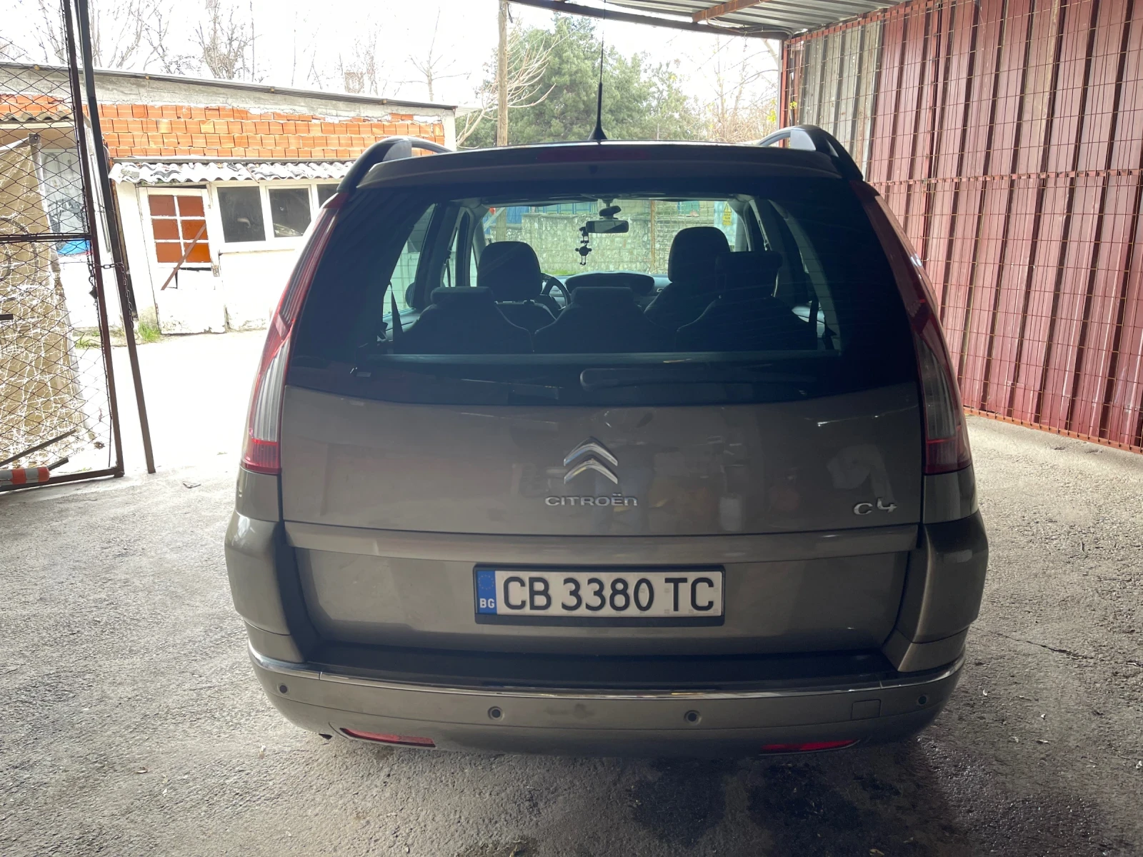 Citroen Grand C4 Picasso  - изображение 4