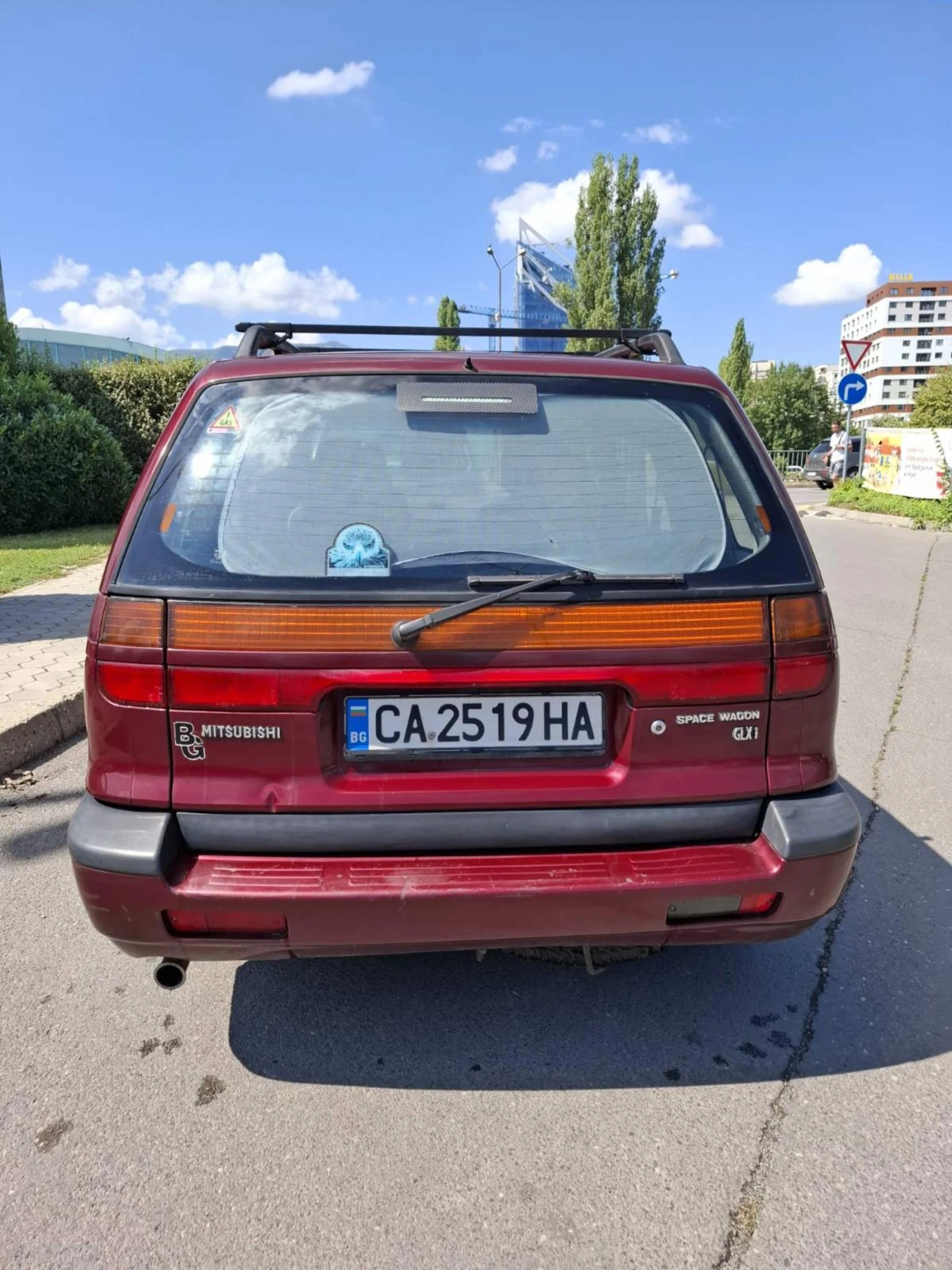 Mitsubishi Space wagon  - изображение 3