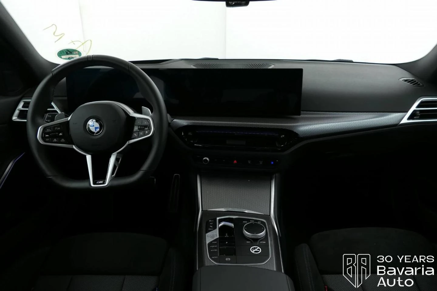 BMW 320  i M Sport Paket - изображение 6