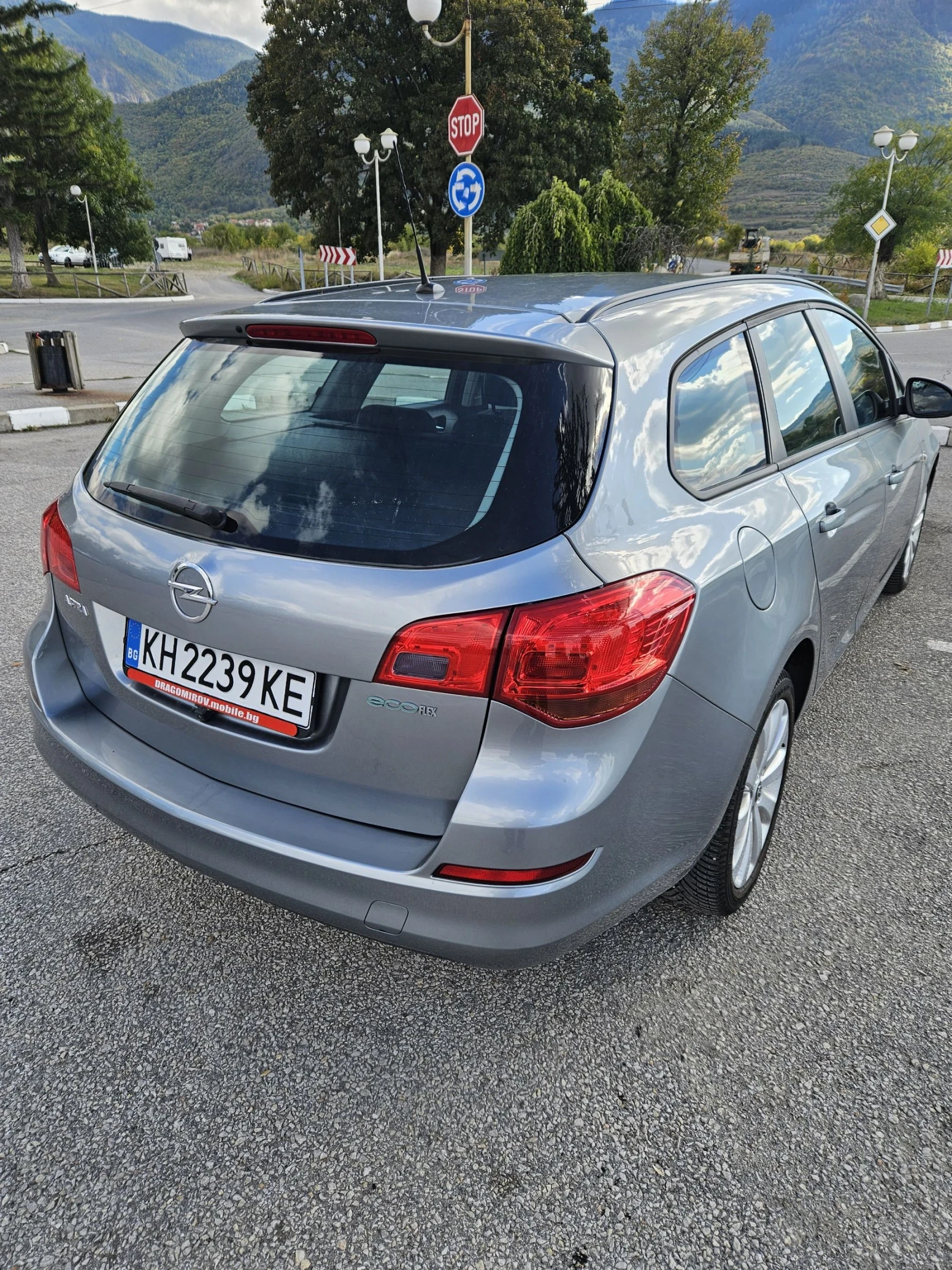 Opel Astra 1.3 CDTI Sport Turer - изображение 4