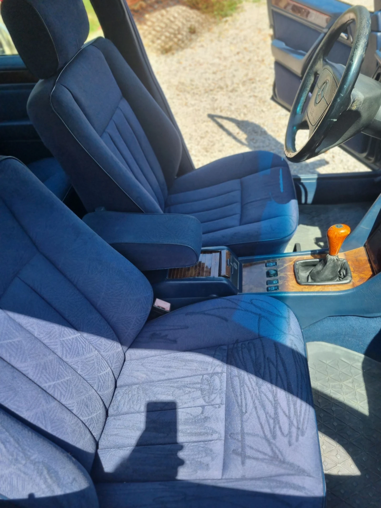 Mercedes-Benz 124 E250  - изображение 10