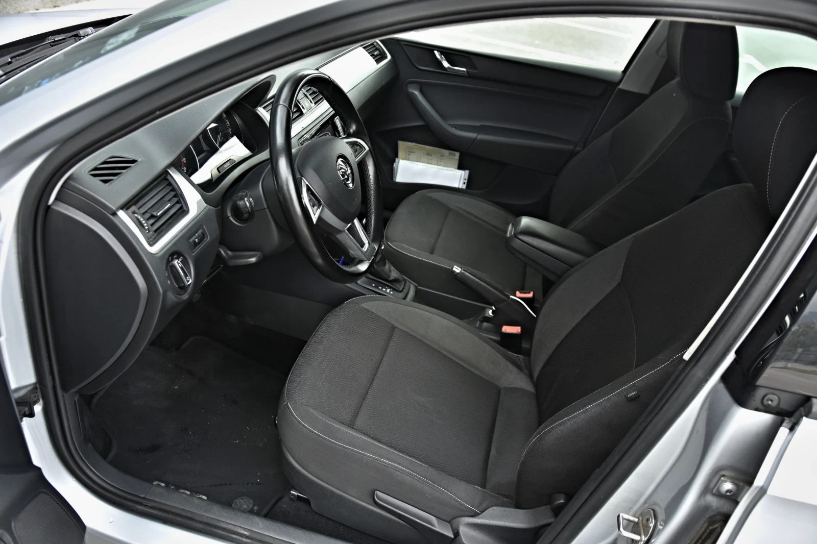 Skoda Rapid 1.4 TDI 90 EURO 6 - изображение 9