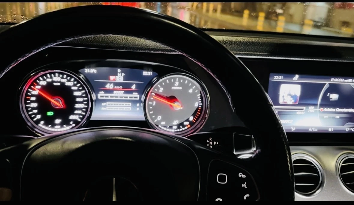 Mercedes-Benz E 200 2000 - изображение 10