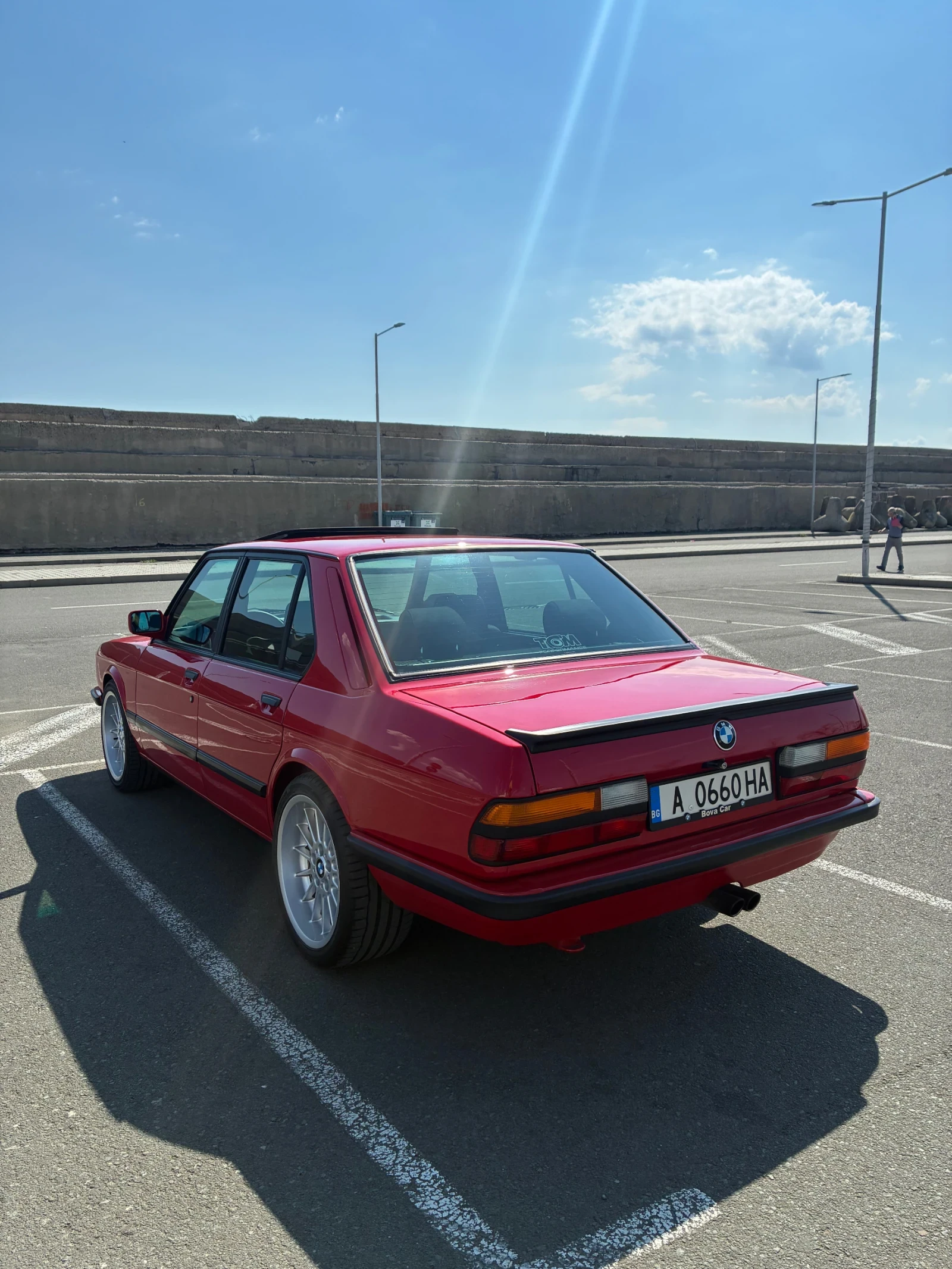 BMW M5 Replica, снимка 4 - Автомобили и джипове - 54149547