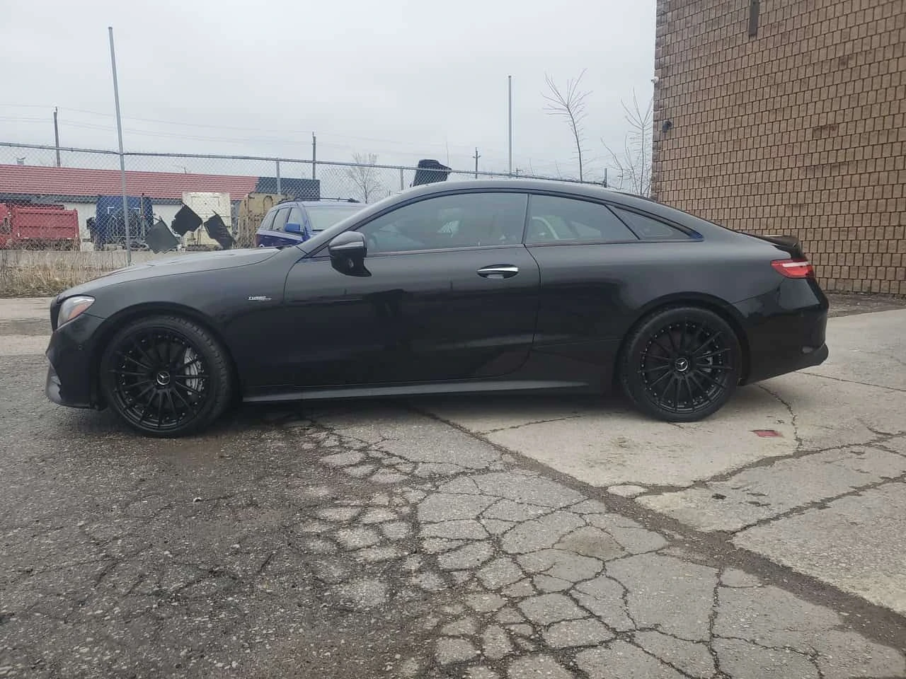 Mercedes-Benz E 53 AMG * 4MATIC+ Coupe * CARFAX * CARBON * FULL, снимка 2 - Автомобили и джипове - 54164254