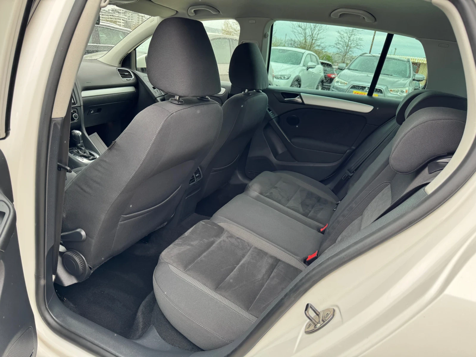 VW Golf 1.6TDI DSG  | Mobile.bg � ����������� 12