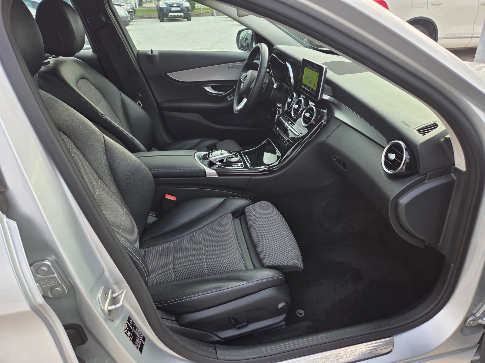 Mercedes-Benz C 220 2.2CDi/170kc/EURO6/FULL, снимка 14 - Автомобили и джипове - 54838656
