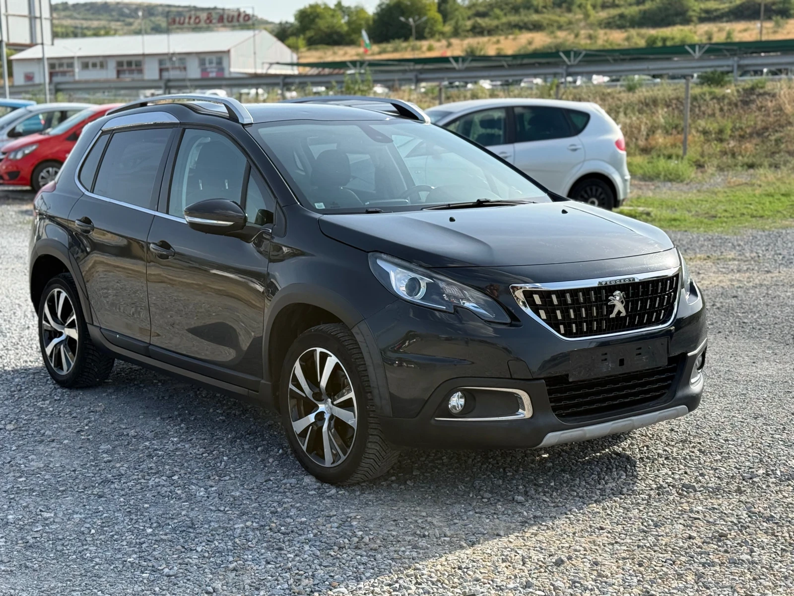 Peugeot 2008 1.2T, снимка 5 - Автомобили и джипове - 55852297
