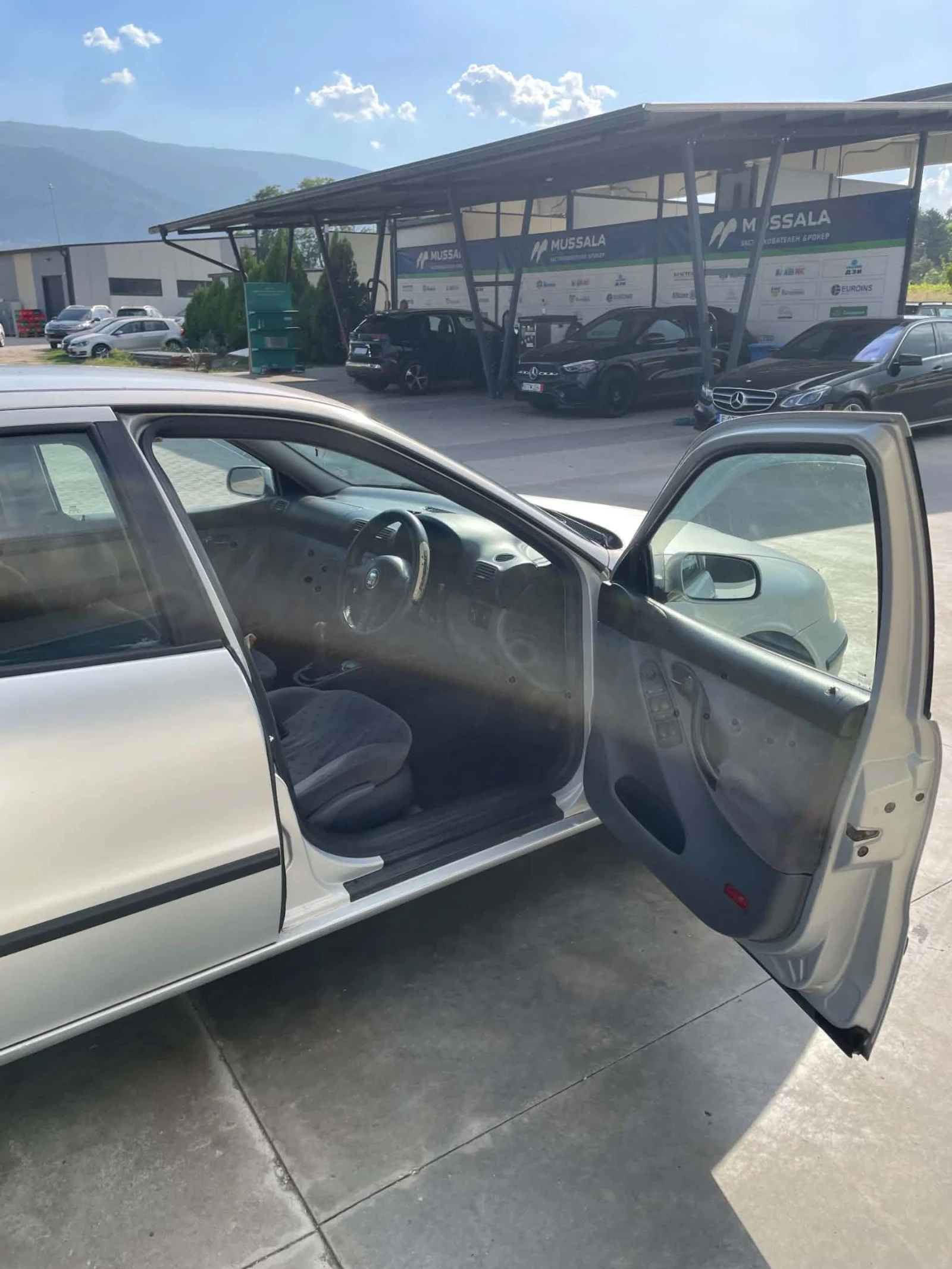 Seat Toledo, снимка 3 - Автомобили и джипове - 56016418