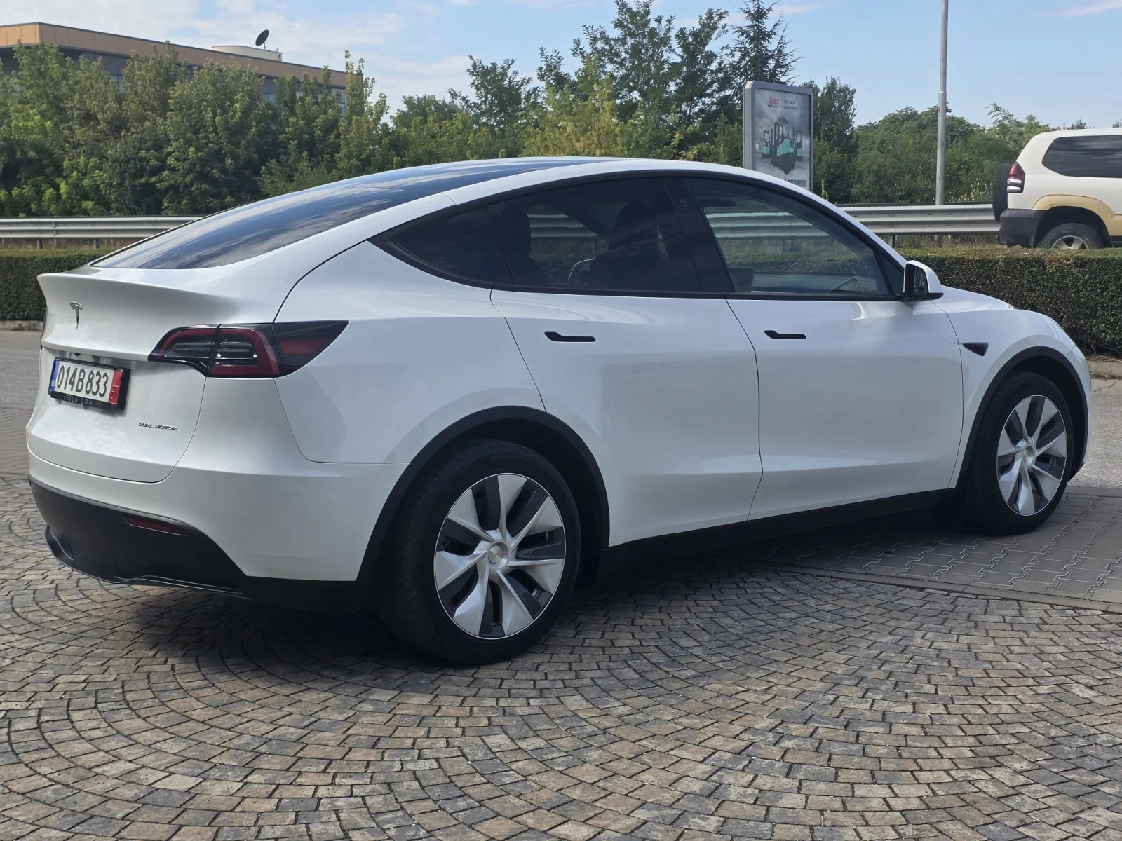 Tesla Model Y LONG RANGE/ DUAL MOTOR/ GERMANY/, снимка 5 - Автомобили и джипове - 56336766