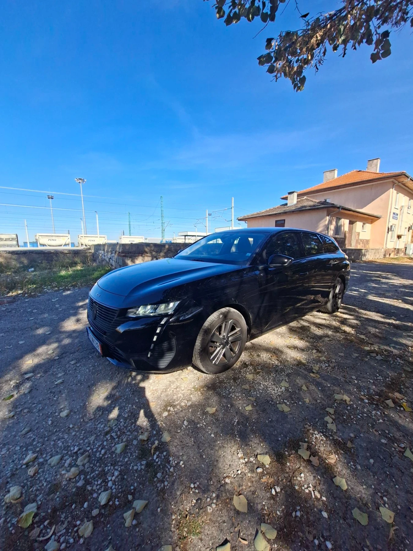 Peugeot 308 SW EAT8 Active Pack ОБСЛУЖЕН , снимка 3 - Автомобили и джипове - 56628786
