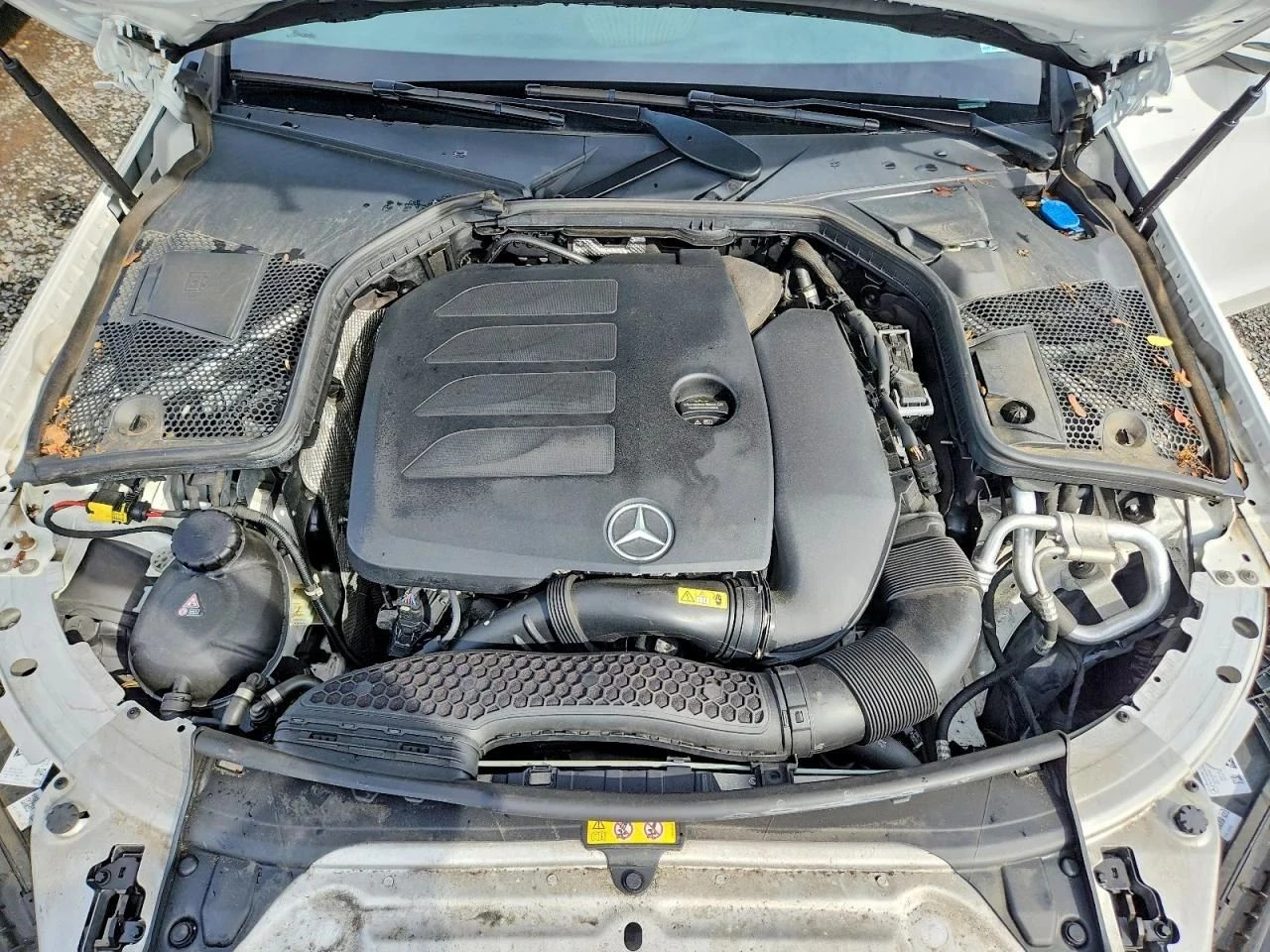Mercedes-Benz C 300, снимка 11 - Автомобили и джипове - 56713339