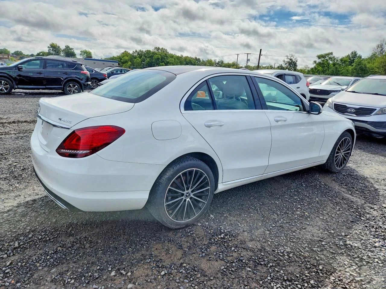 Mercedes-Benz C 300, снимка 3 - Автомобили и джипове - 56713339