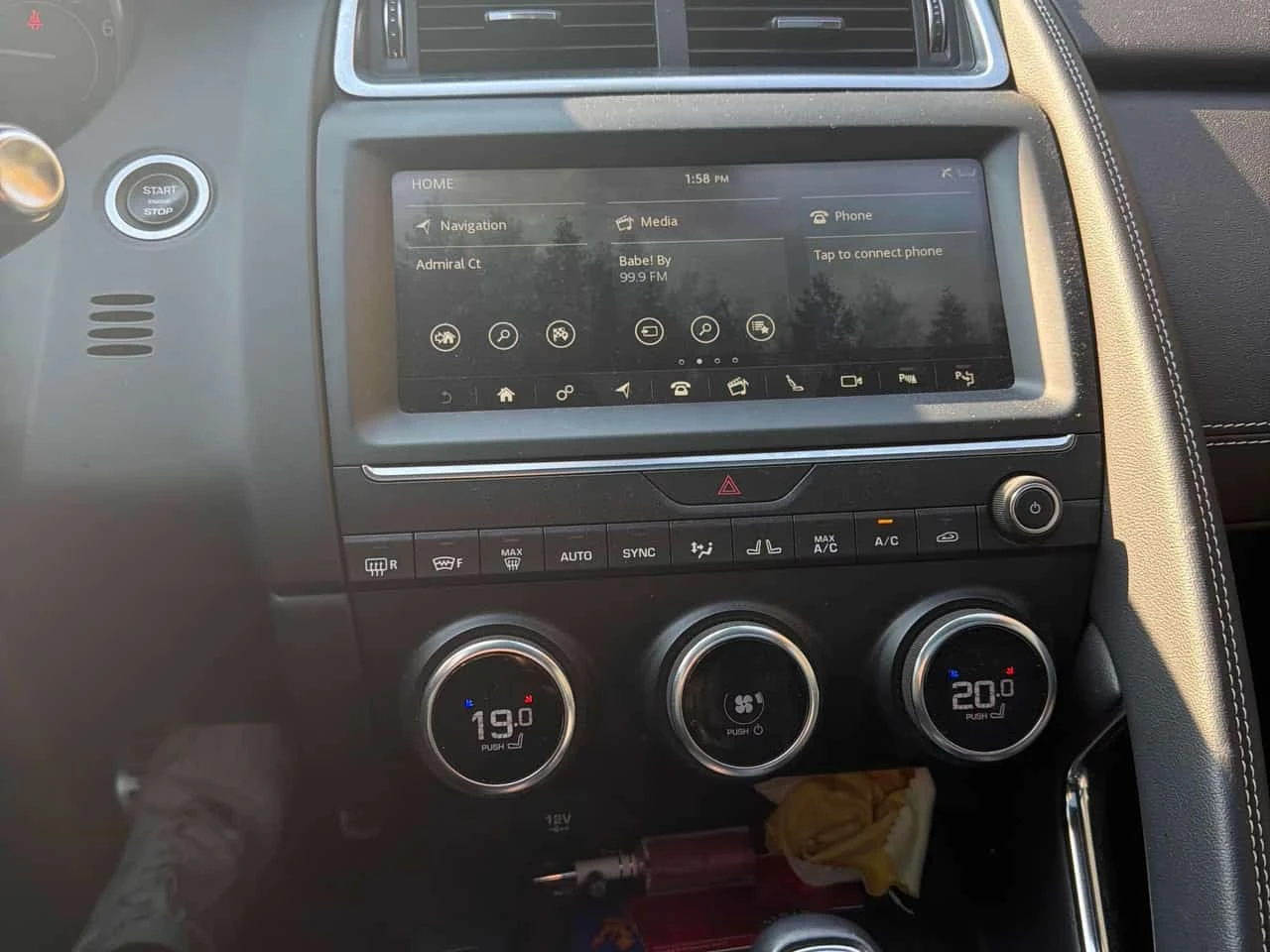 Jaguar E-pace * R Dynamic SE * CARFAX * ����� �� ����������� | Mobile.bg � ����������� 9