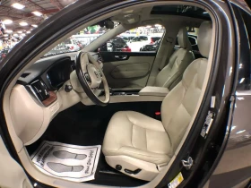 Volvo XC60 T6* MOMENTUM* ДИГИТАЛНО* ТАБЛО* КАМЕРА* МАСАЖ* ДИС, снимка 11