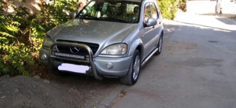 Mercedes-Benz ML 270, снимка 1 - Автомобили и джипове - 49363037