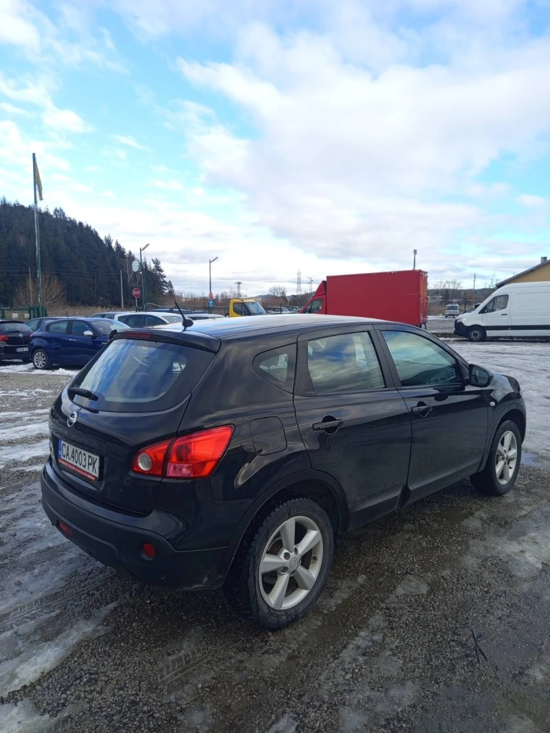 Nissan Qashqai, снимка 6 - Автомобили и джипове - 53114133