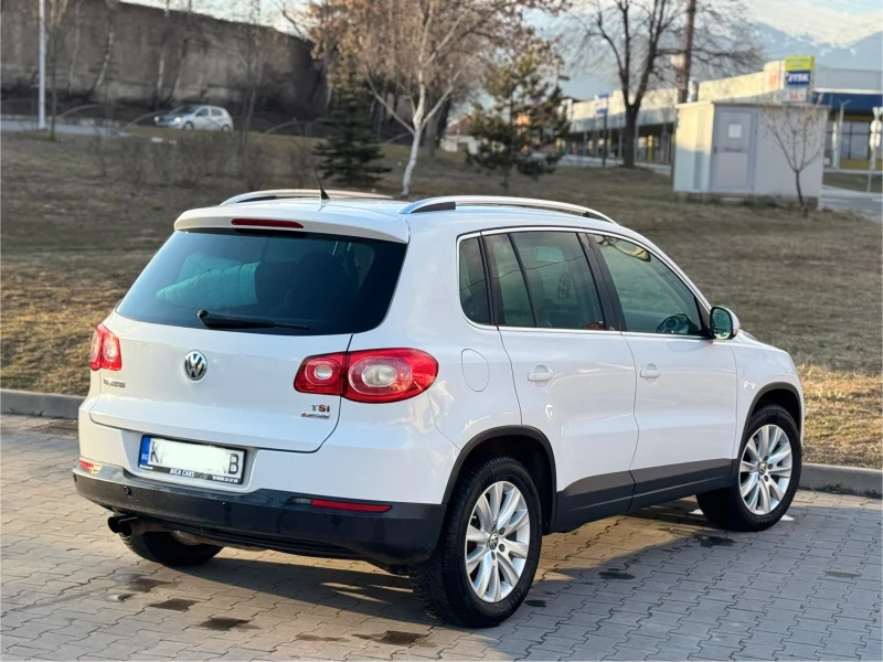 VW Tiguan, снимка 3 - Автомобили и джипове - 53131121