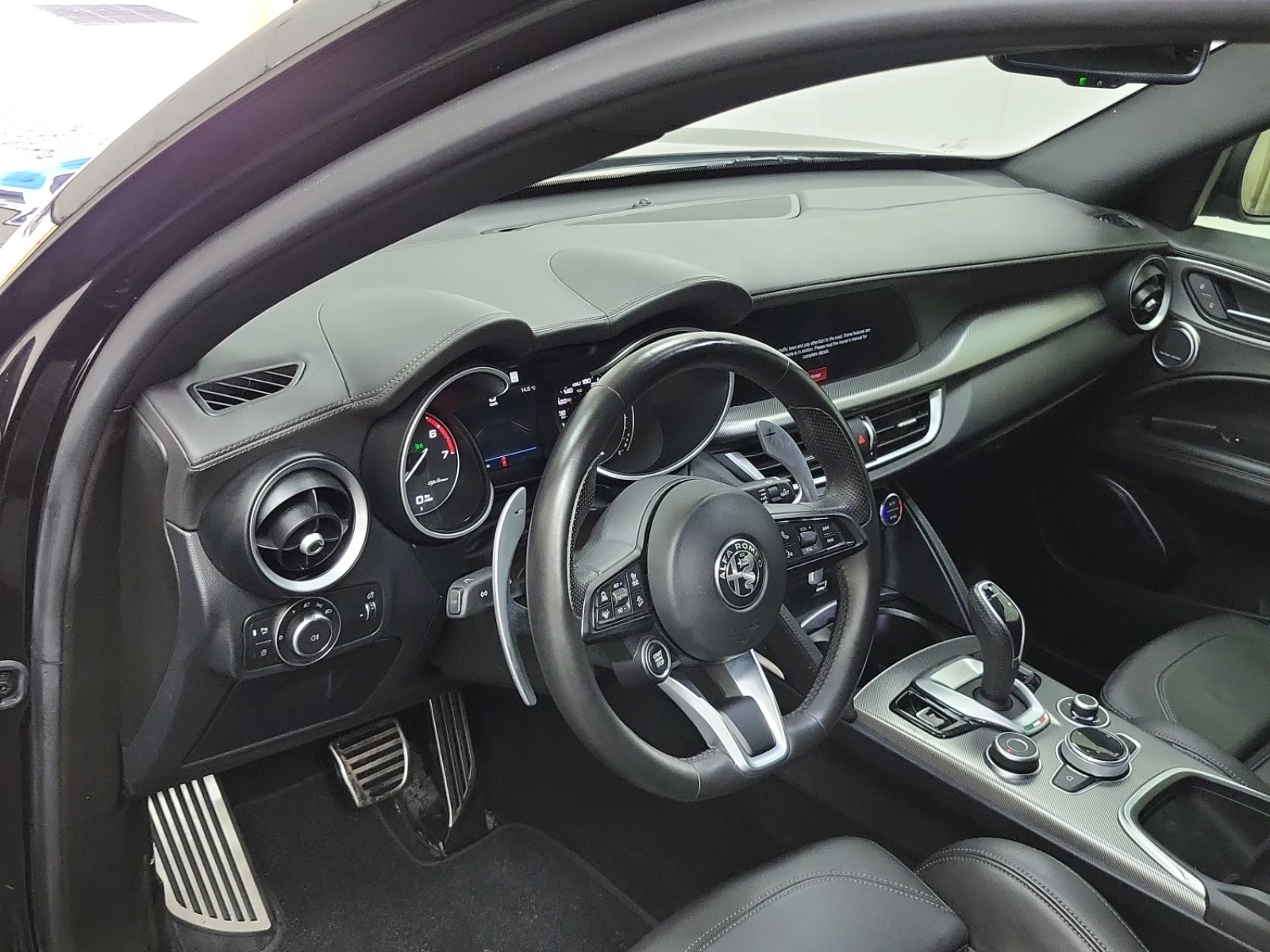 Alfa Romeo Stelvio * TI SPORT * CARFAX * ВЪЗМОЖНОСТ ЗА ФИНАНСИРАНЕ - изображение 7