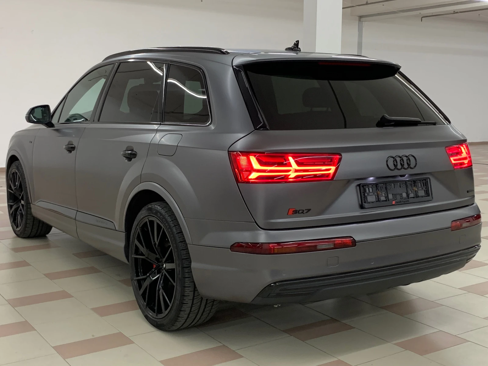 Audi Q7 S-Line PANORAMA - изображение 4