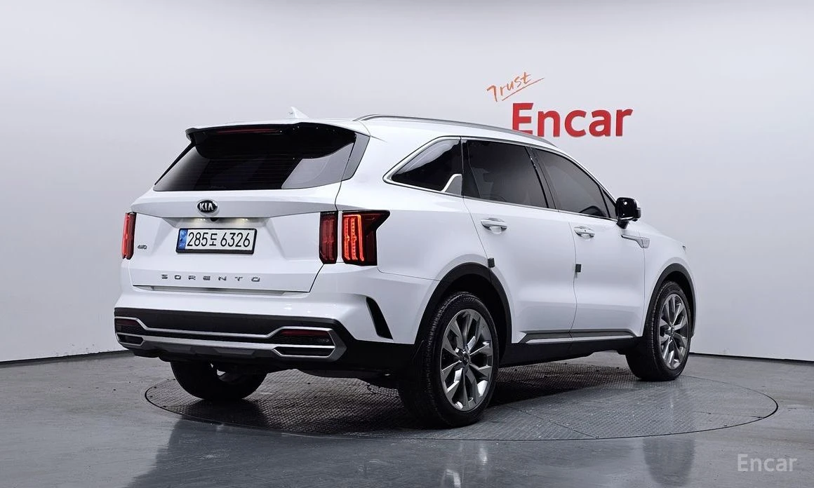 Kia Sorento * 4WD* 2.2D* КОЖА* ПОДГРЕВ* КАМЕРА* KEYLESS* , снимка 3 - Автомобили и джипове - 54042349