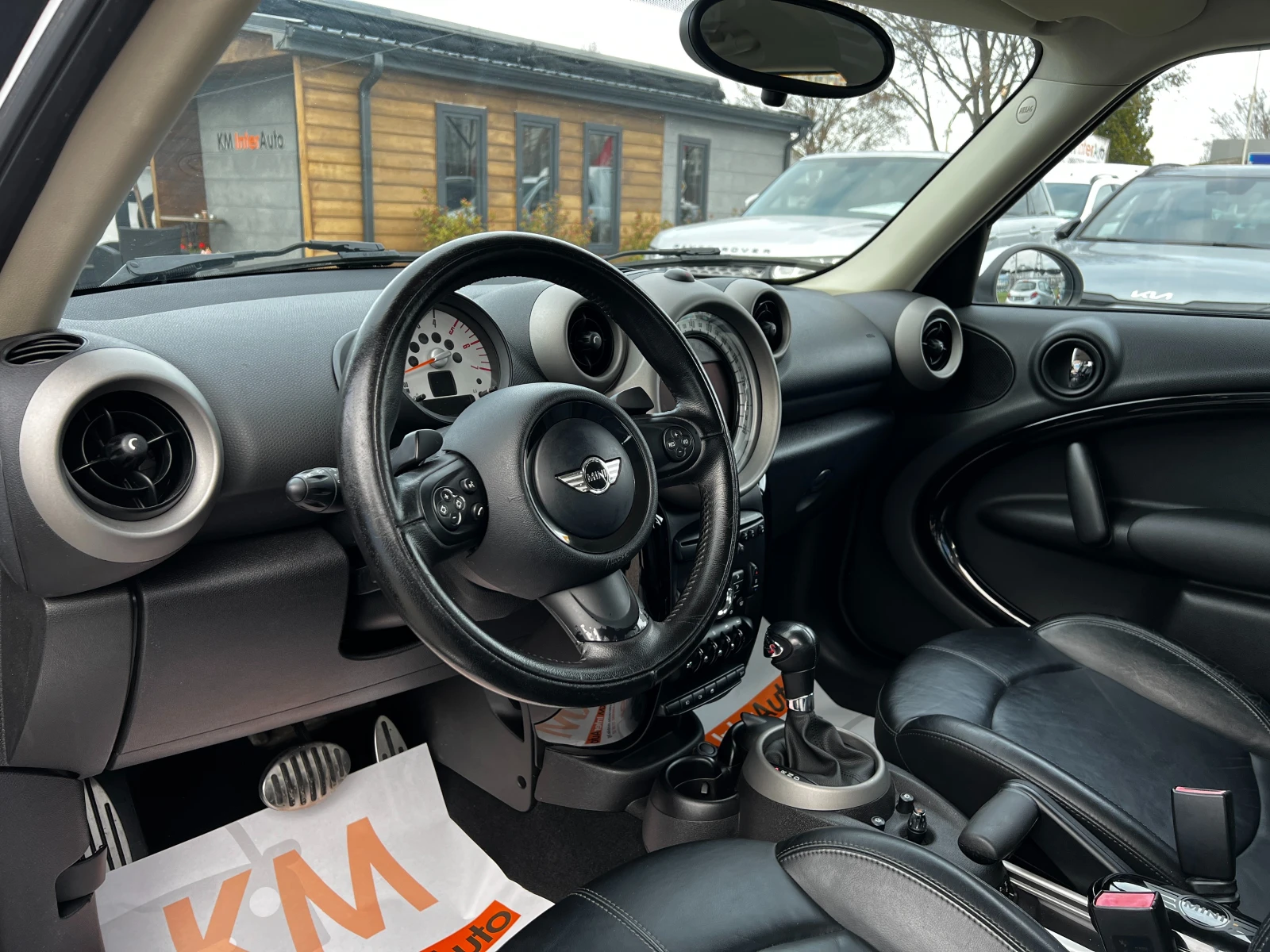 Mini Countryman S 2.0d ALL4/AUT/NAVI/XENON/ПАРКТРОНИК, снимка 7 - Автомобили и джипове - 54044715