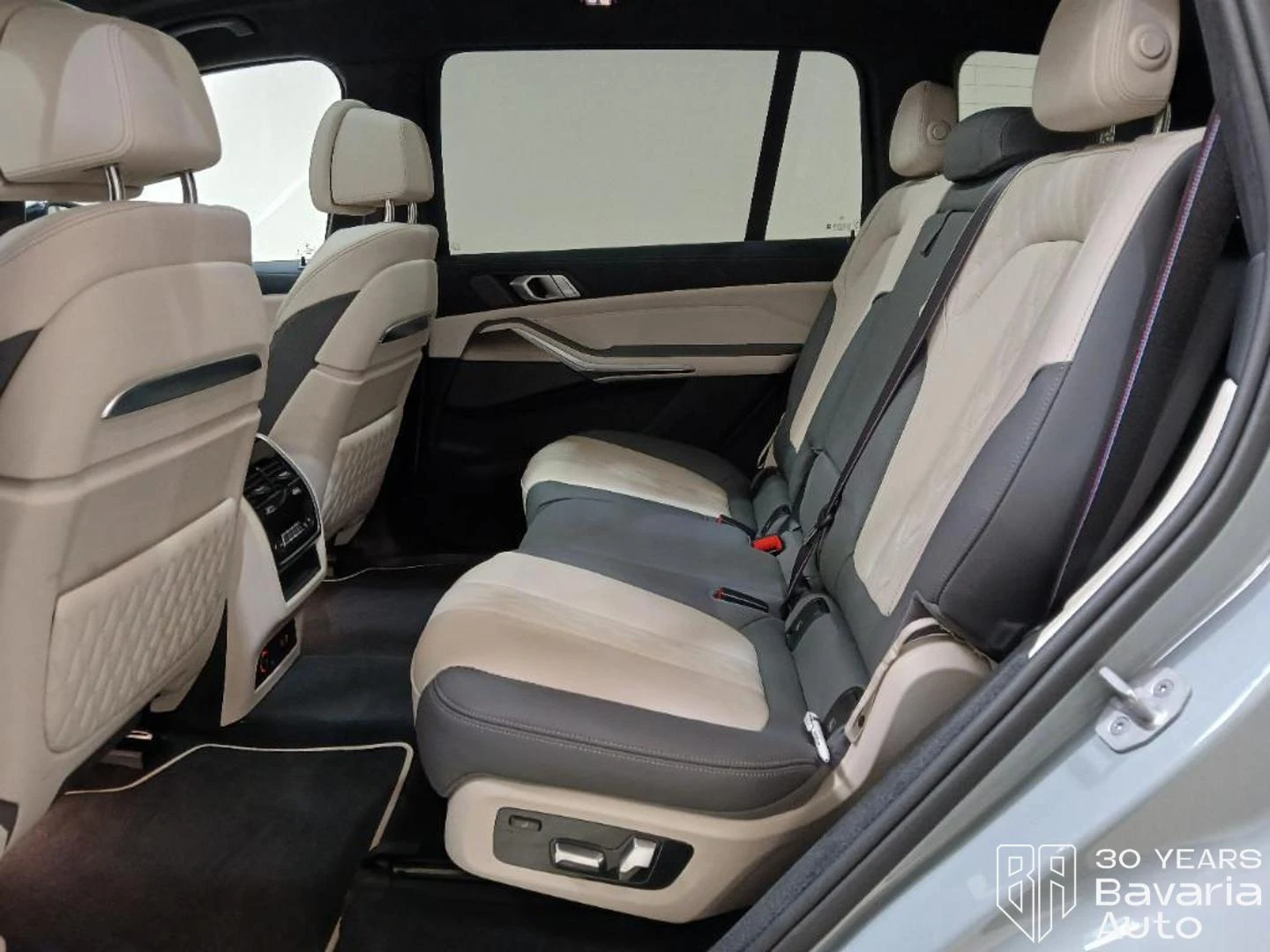 BMW X7 40d xDrive M Spot Paket, снимка 7 - Автомобили и джипове - 54970138
