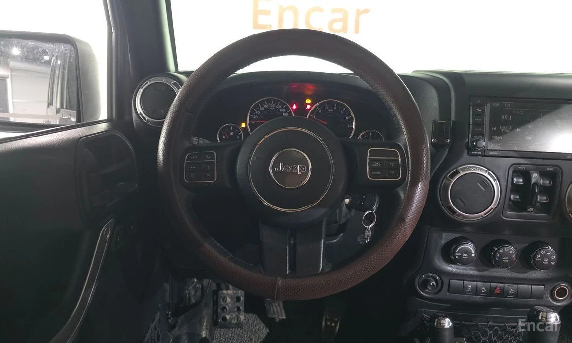 Jeep Wrangler, снимка 13 - Автомобили и джипове - 55147256