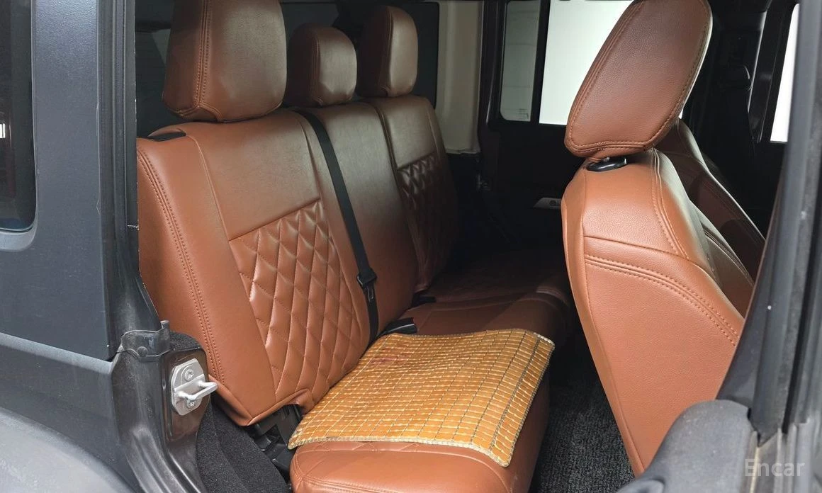 Jeep Wrangler, снимка 12 - Автомобили и джипове - 55147256