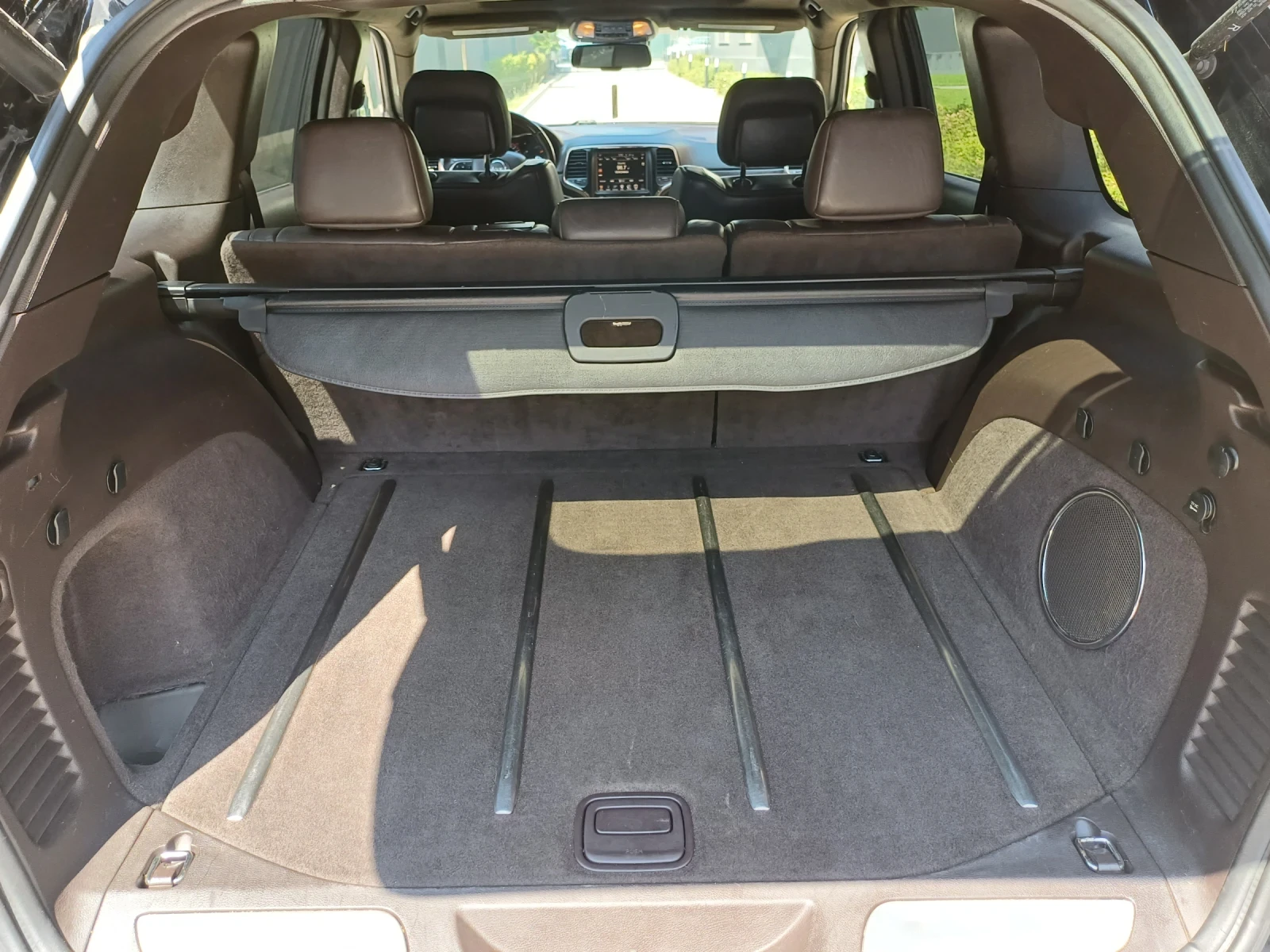 Jeep Grand cherokee 3.6 SUMMIT , снимка 10 - Автомобили и джипове - 55806790