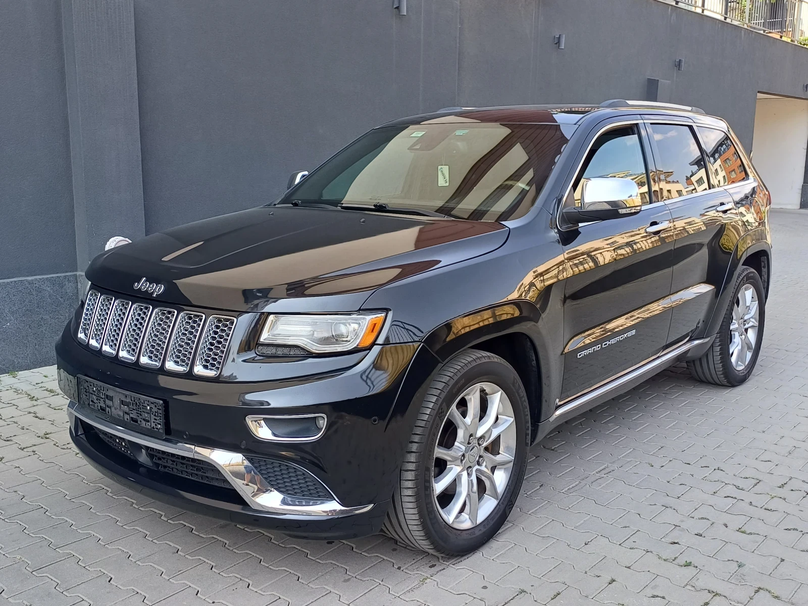 Jeep Grand cherokee 3.6 SUMMIT , снимка 3 - Автомобили и джипове - 55806790